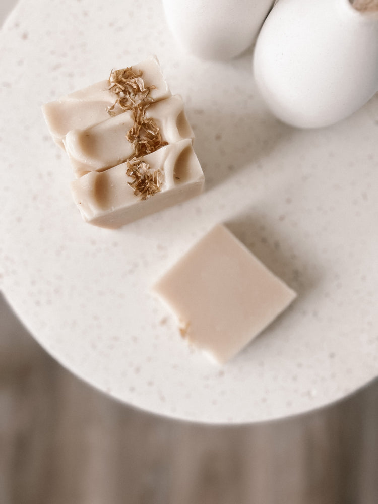 Noix de coco + rose | Savon naturel pour le corps et la barre pour les mains